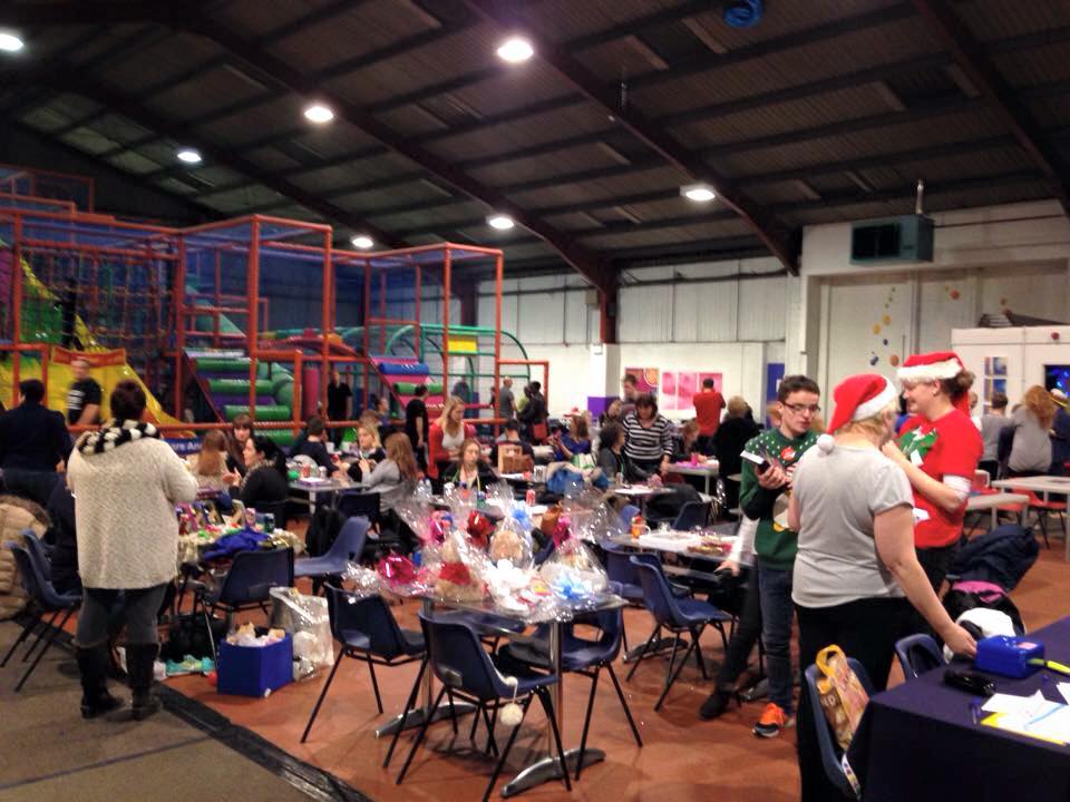 timbuk2-autism-event-christmas-2014-03