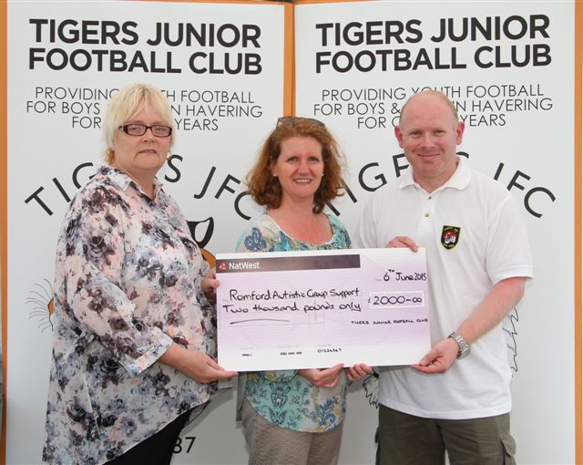 Tigers JFC Donation to RAGS